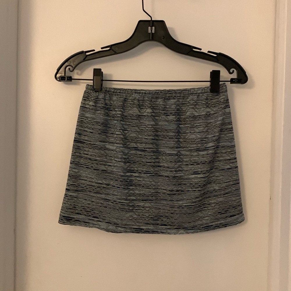 Mini skirt / Missoni vibes